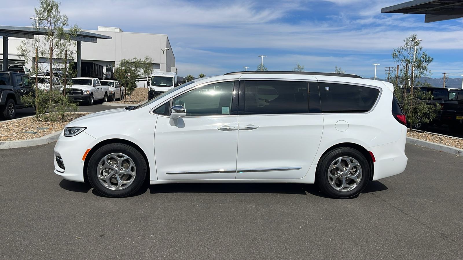 2022 Chrysler Pacifica Limited 2