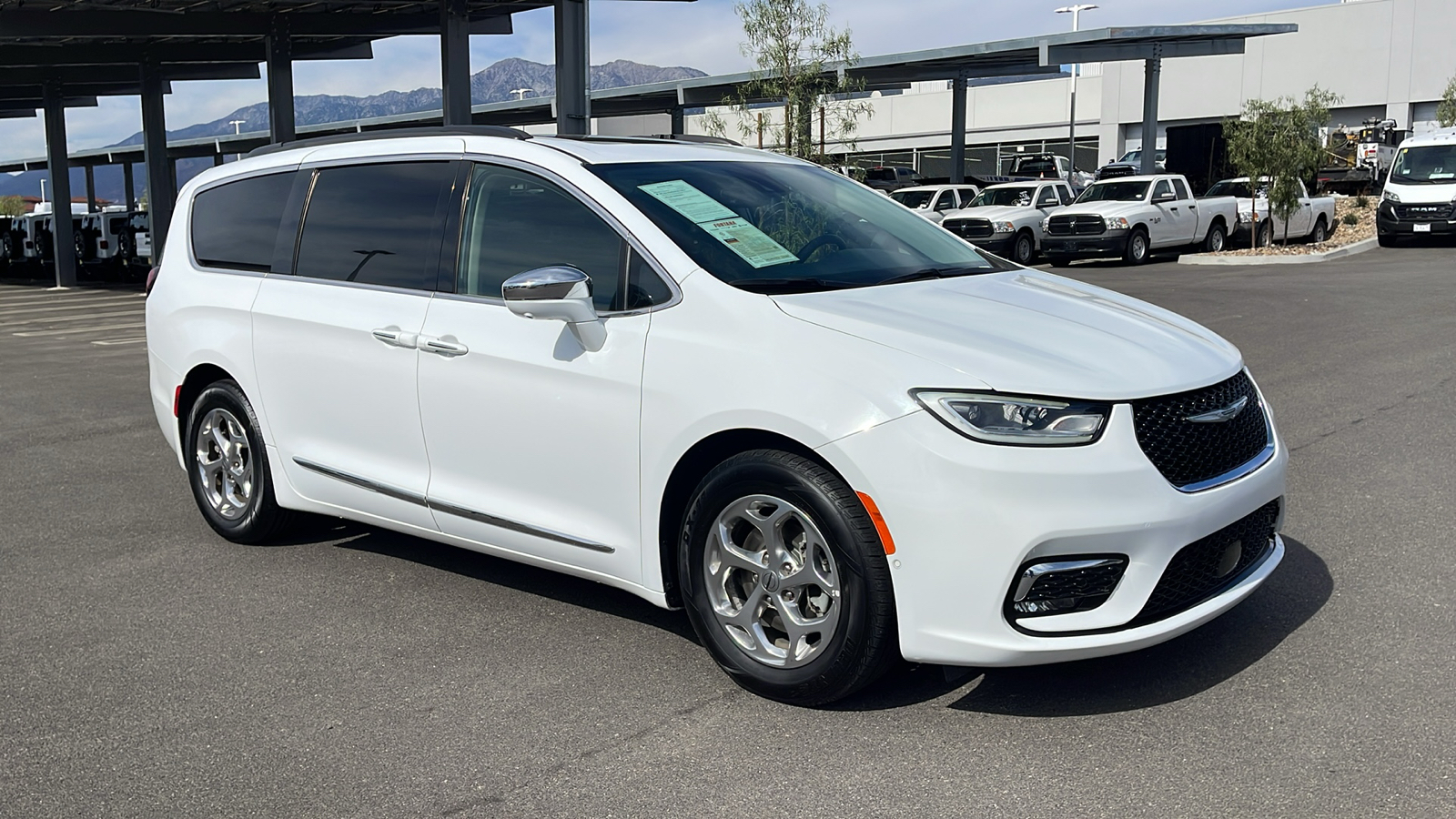 2022 Chrysler Pacifica Limited 7