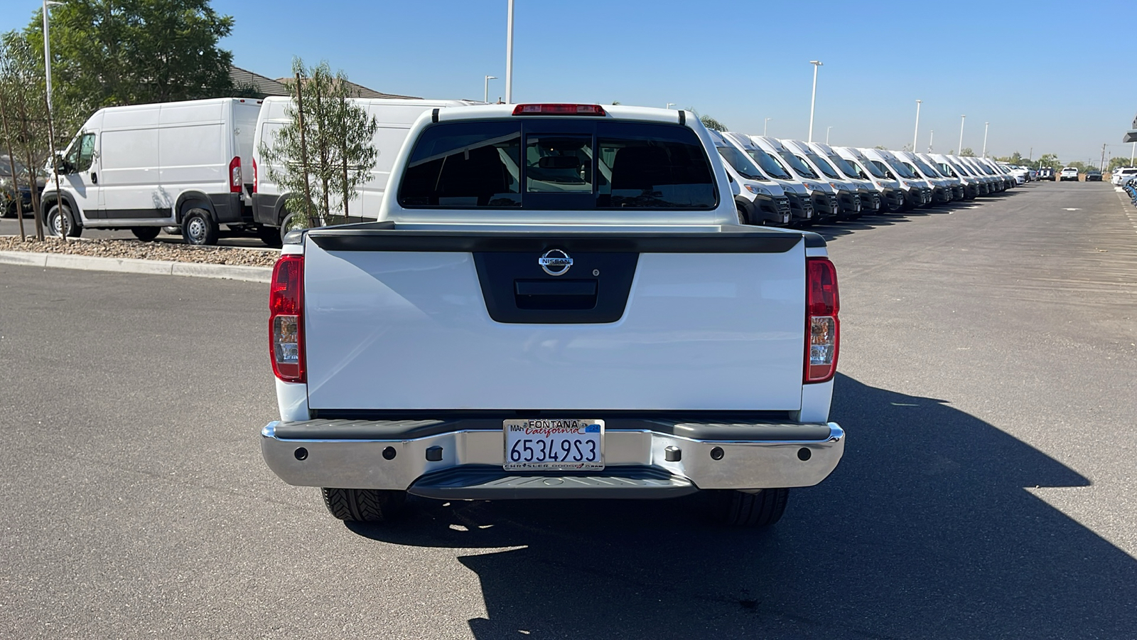 2019 Nissan Frontier SL 4