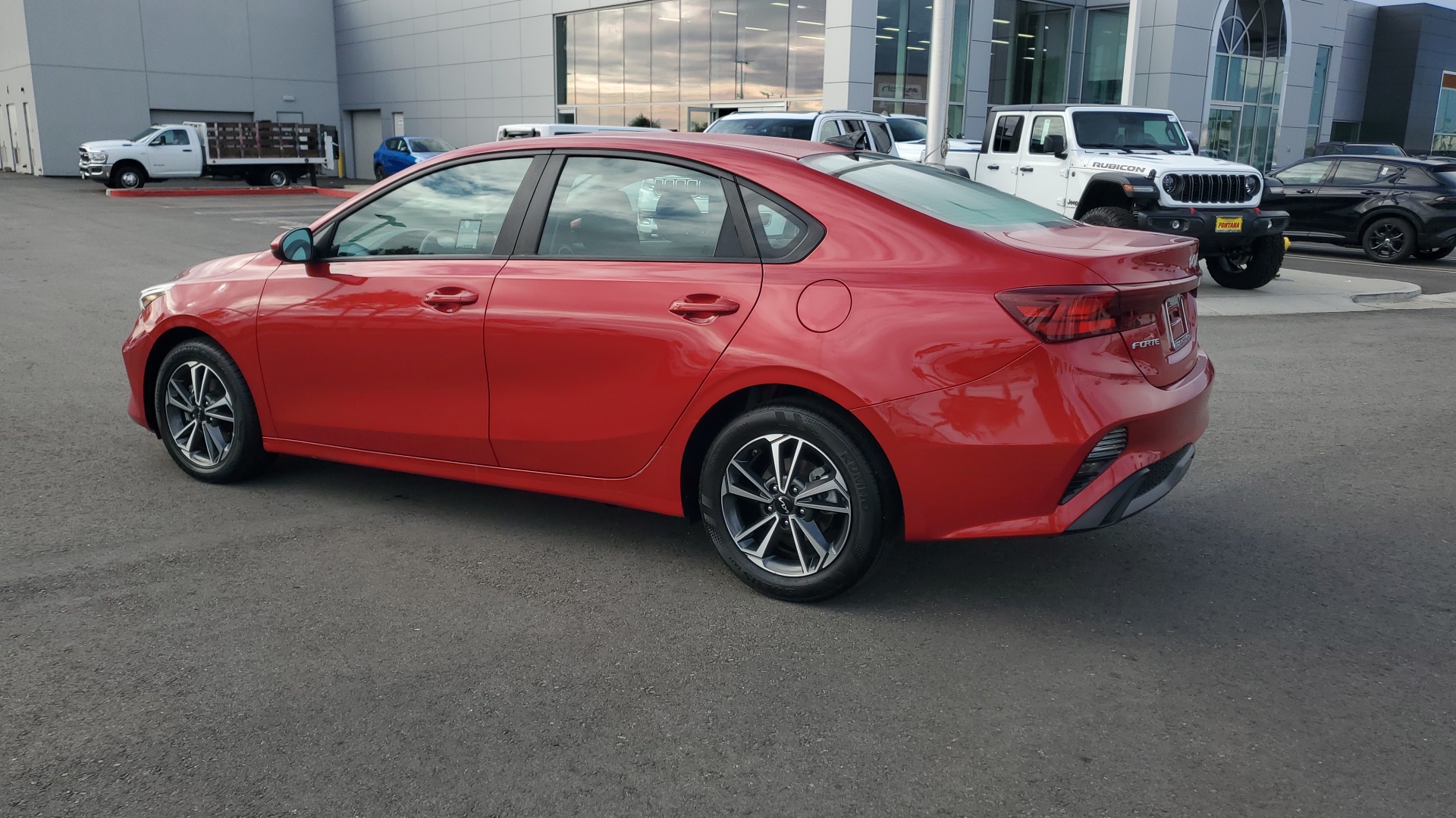 2022 Kia Forte LXS 3