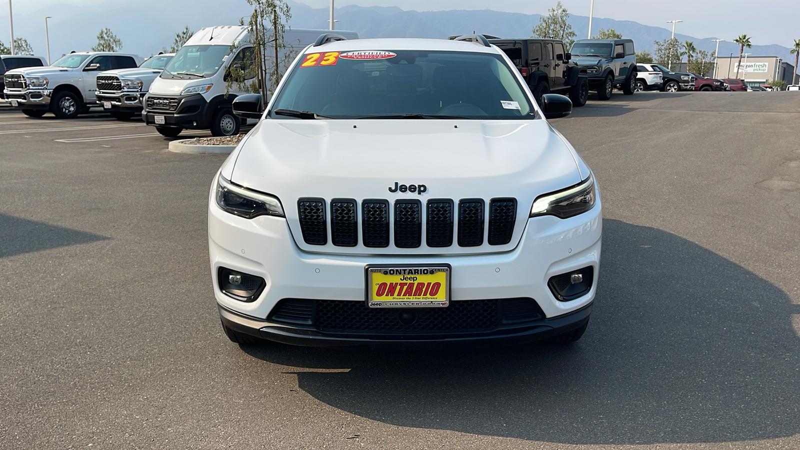 2023 Jeep Cherokee Altitude Lux 8