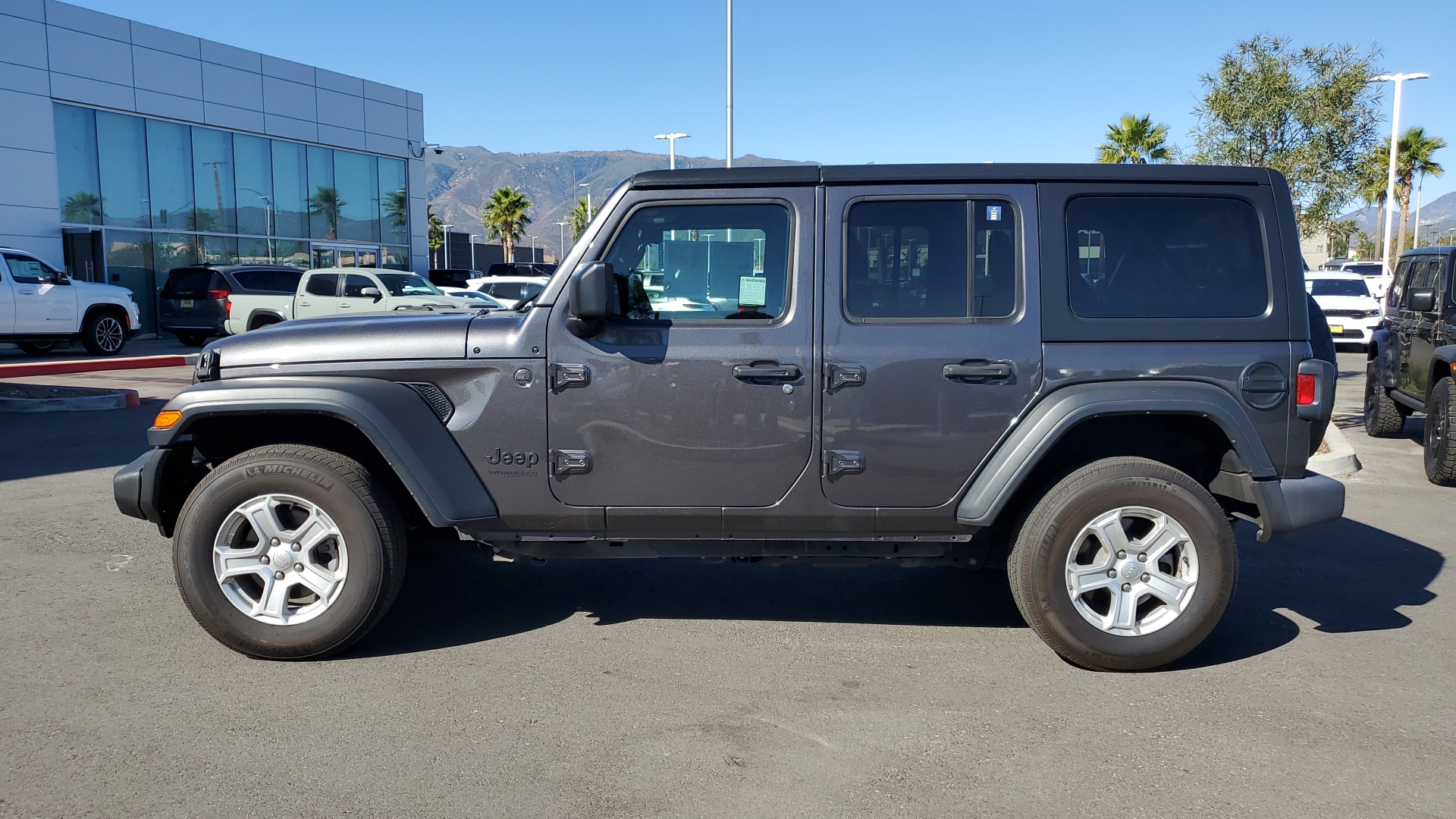 2022 Jeep Wrangler Unlimited Sport S 2