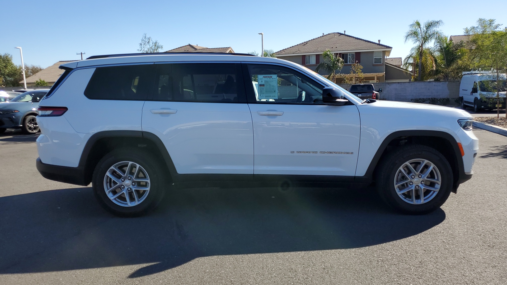 2023 Jeep Grand Cherokee L Laredo 6