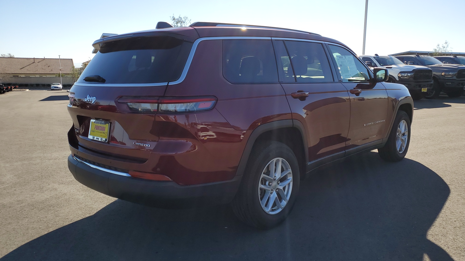 2023 Jeep Grand Cherokee L Laredo 5