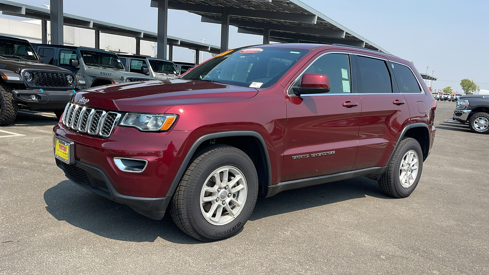 2020 Jeep Grand Cherokee Laredo 1