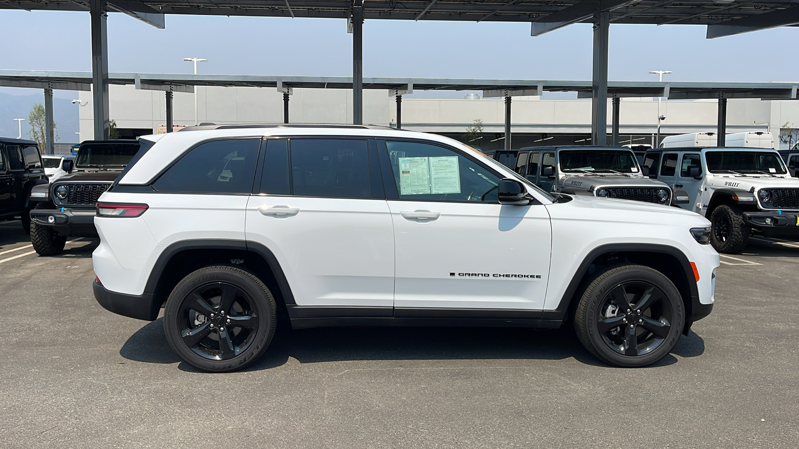 2024 Jeep Grand Cherokee Altitude X 6