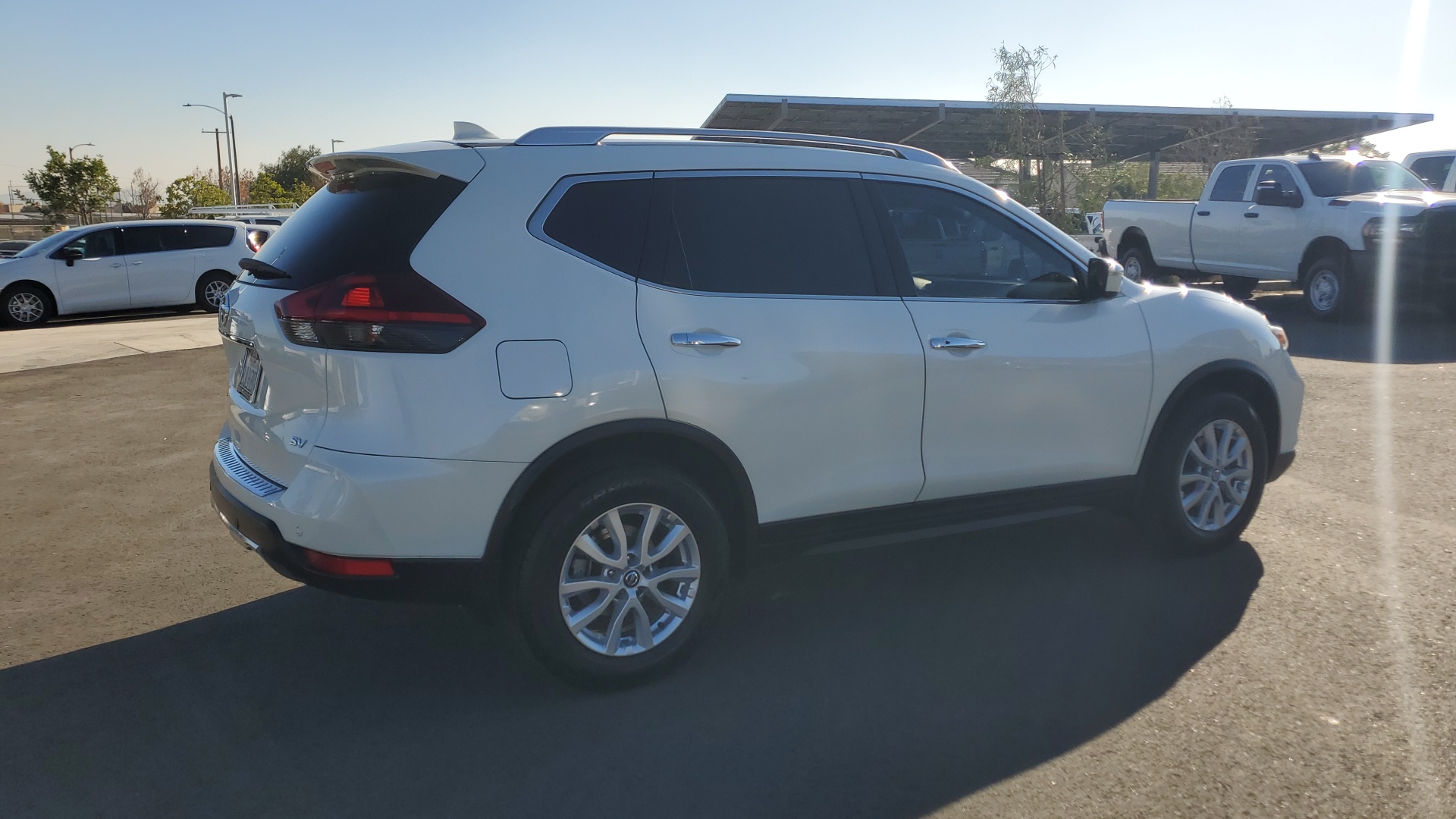 2019 Nissan Rogue SV 5