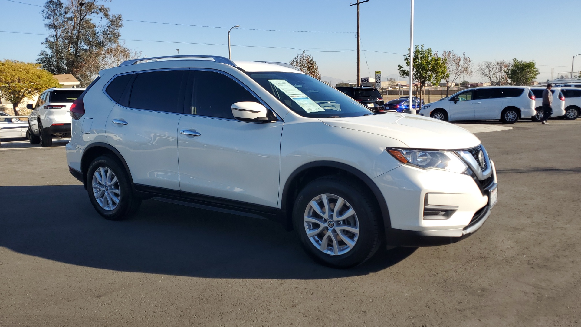 2019 Nissan Rogue SV 7