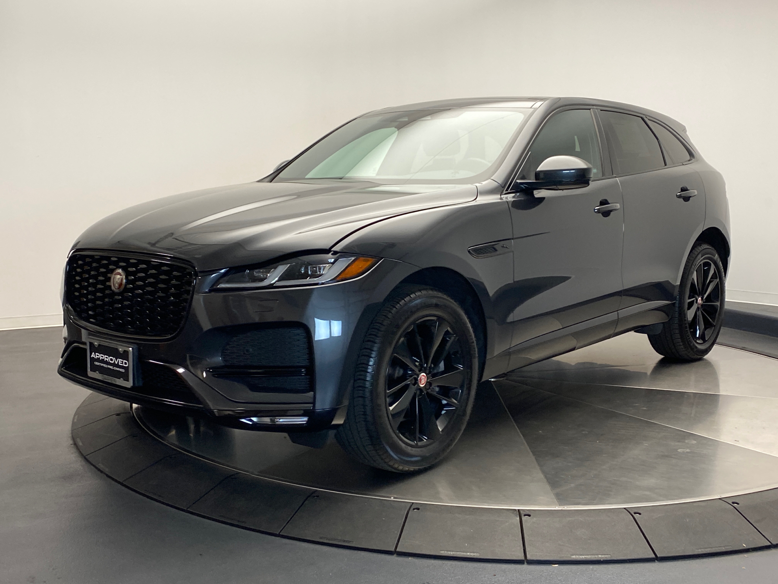 2022 Jaguar F-PACE P250 S 1