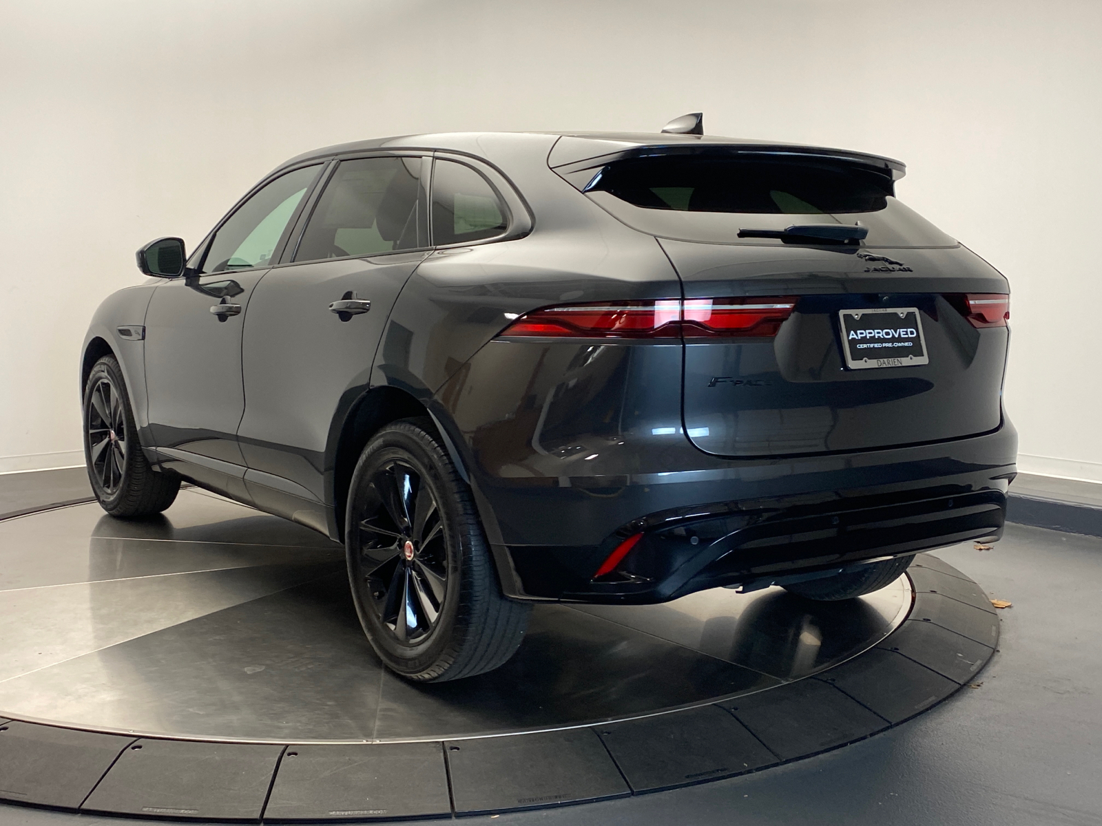 2022 Jaguar F-PACE P250 S 5