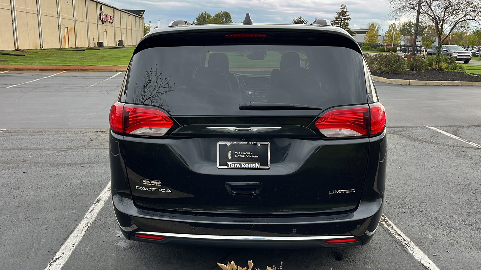 2017 Chrysler Pacifica Limited 5