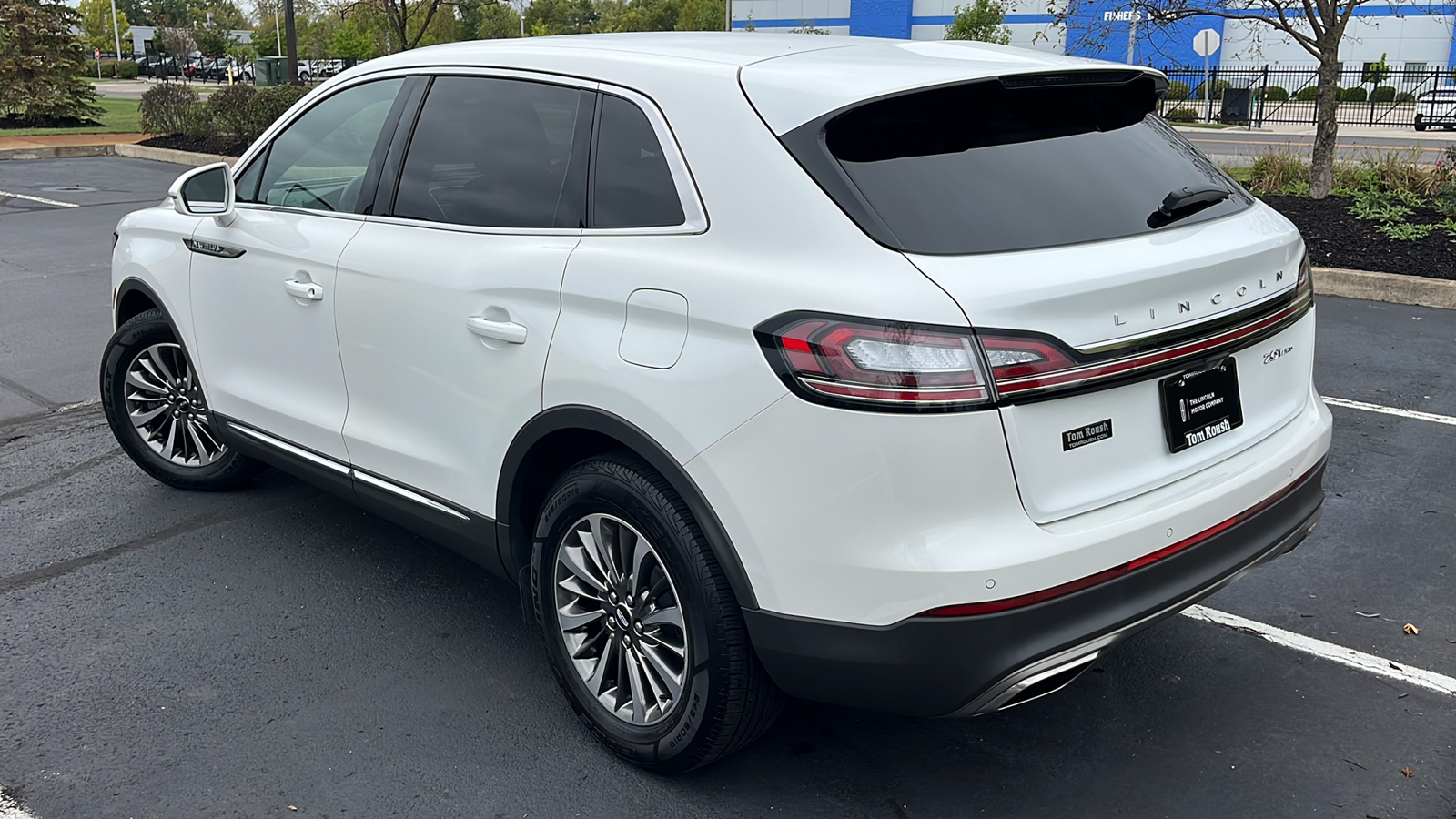 2020 Lincoln Nautilus Standard 4