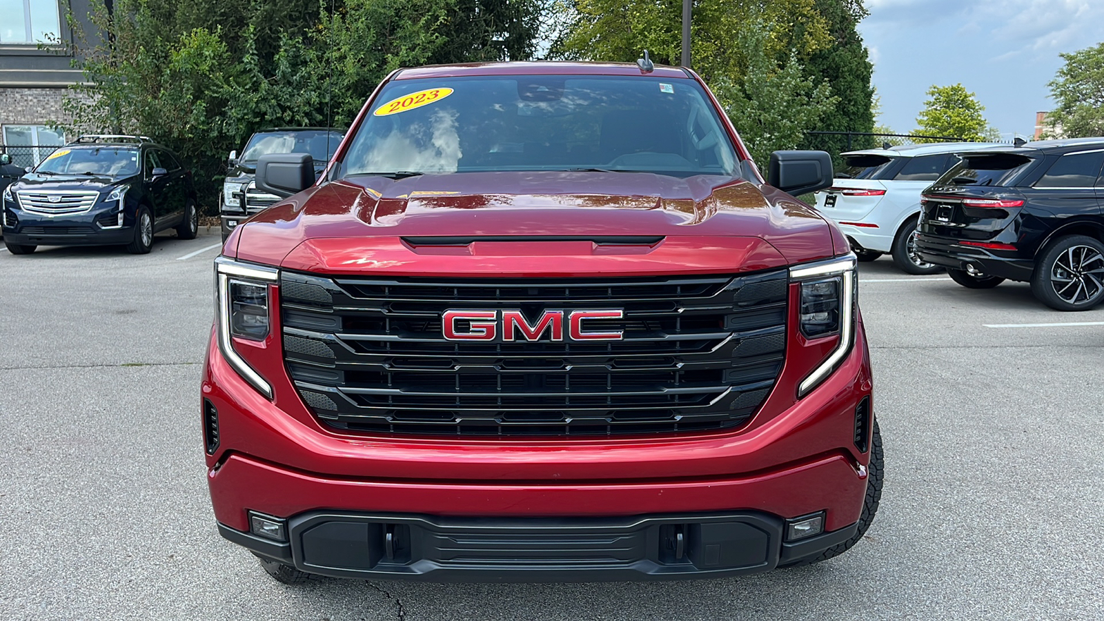 2023 GMC Sierra 1500 Elevation 2