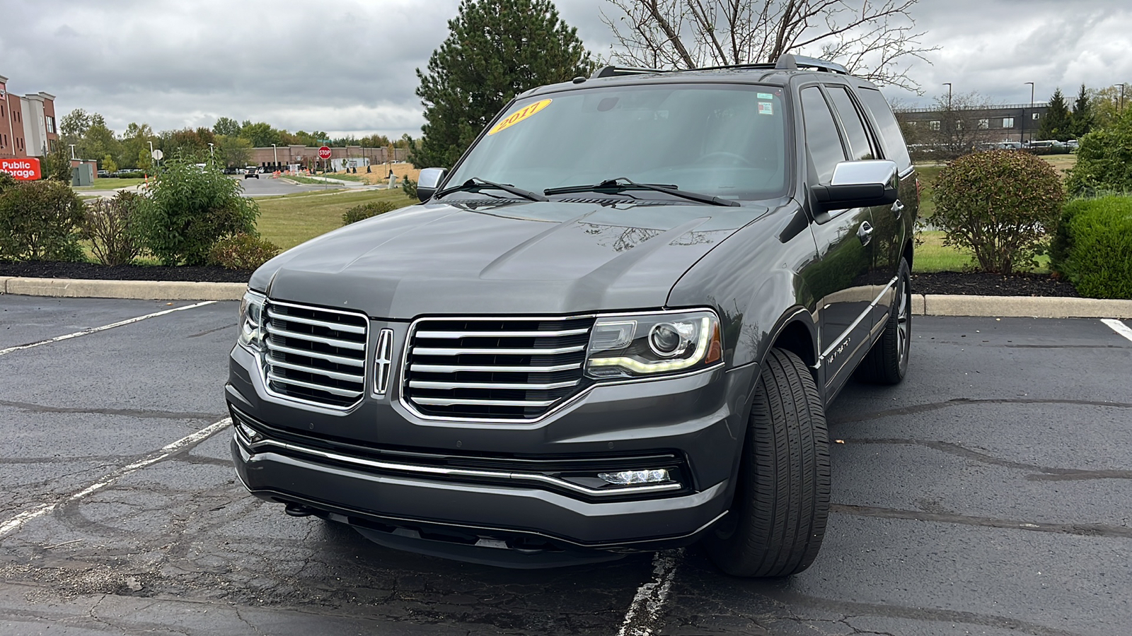 2017 Lincoln Navigator Select 3