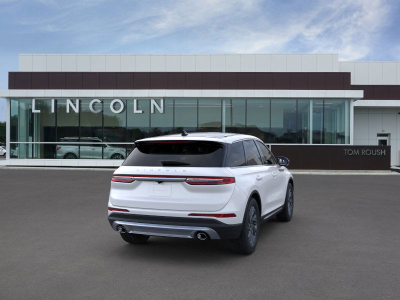 2024 Lincoln Corsair Premiere 8