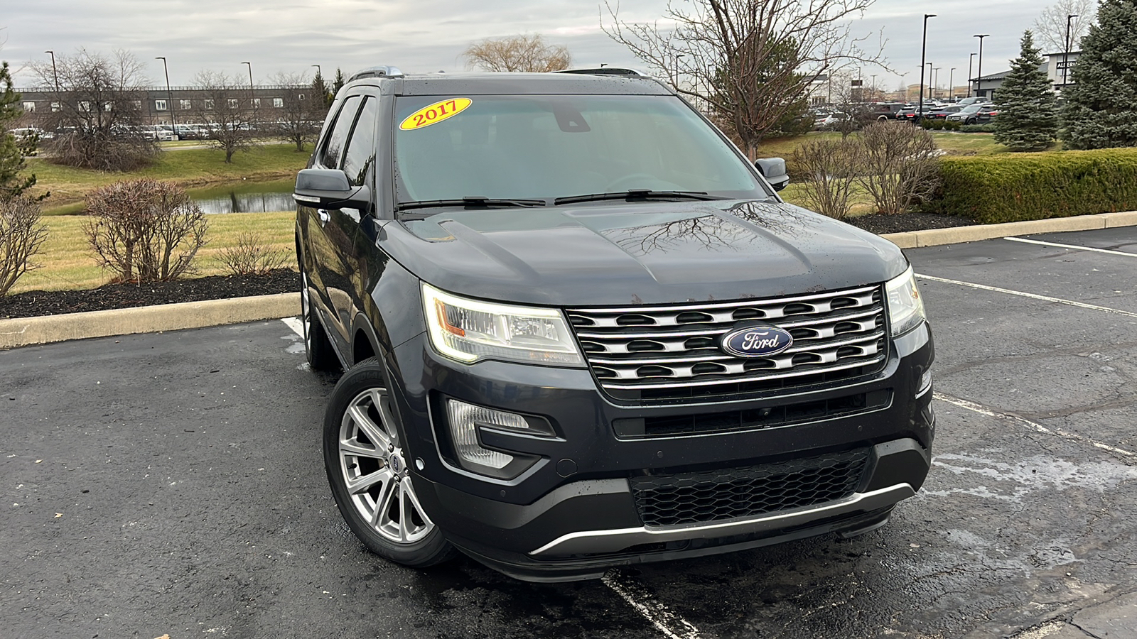 2017 Ford Explorer Limited 1