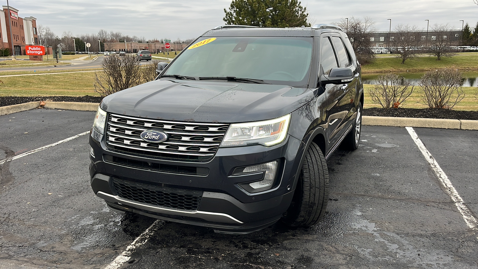 2017 Ford Explorer Limited 3