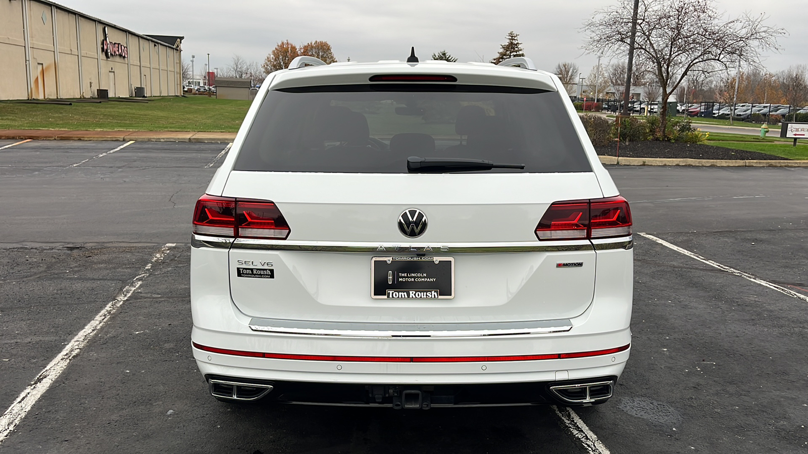 2022 Volkswagen Atlas 3.6L V6 SEL R-Line 5