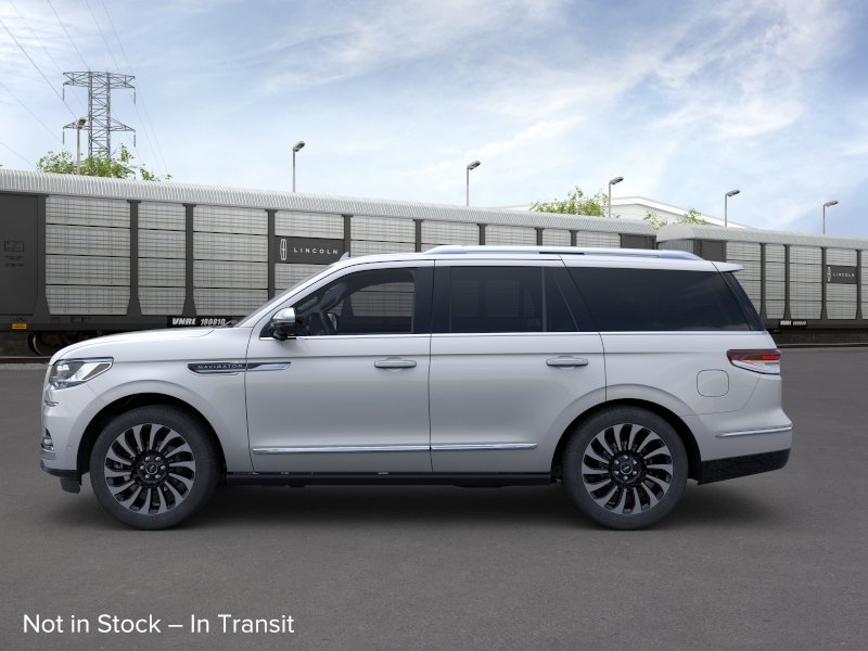 2024 Lincoln Navigator Black Label 3