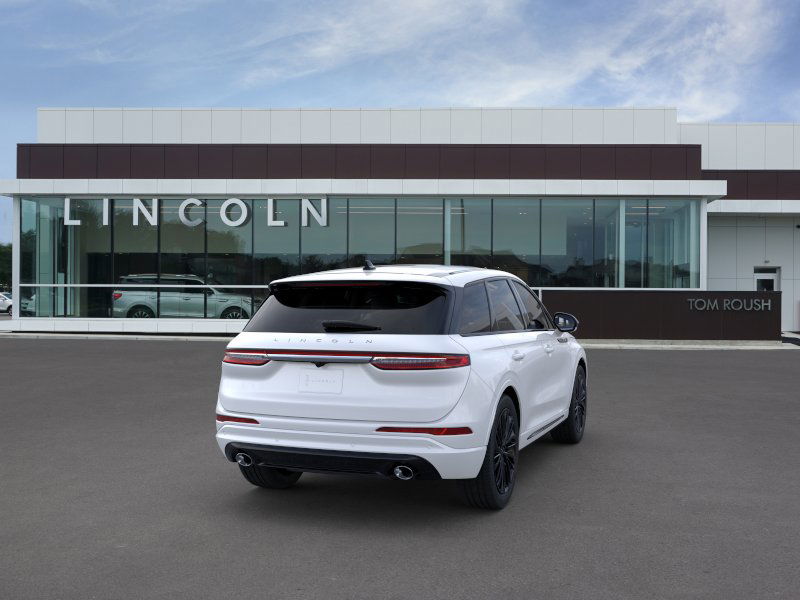 2024 Lincoln Corsair Premiere 8