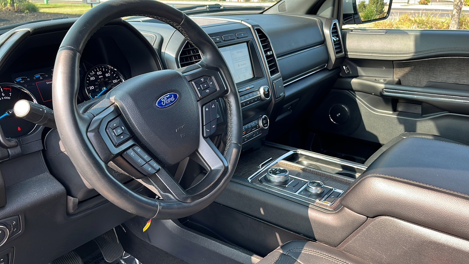 2019 Ford Expedition Max Limited 10