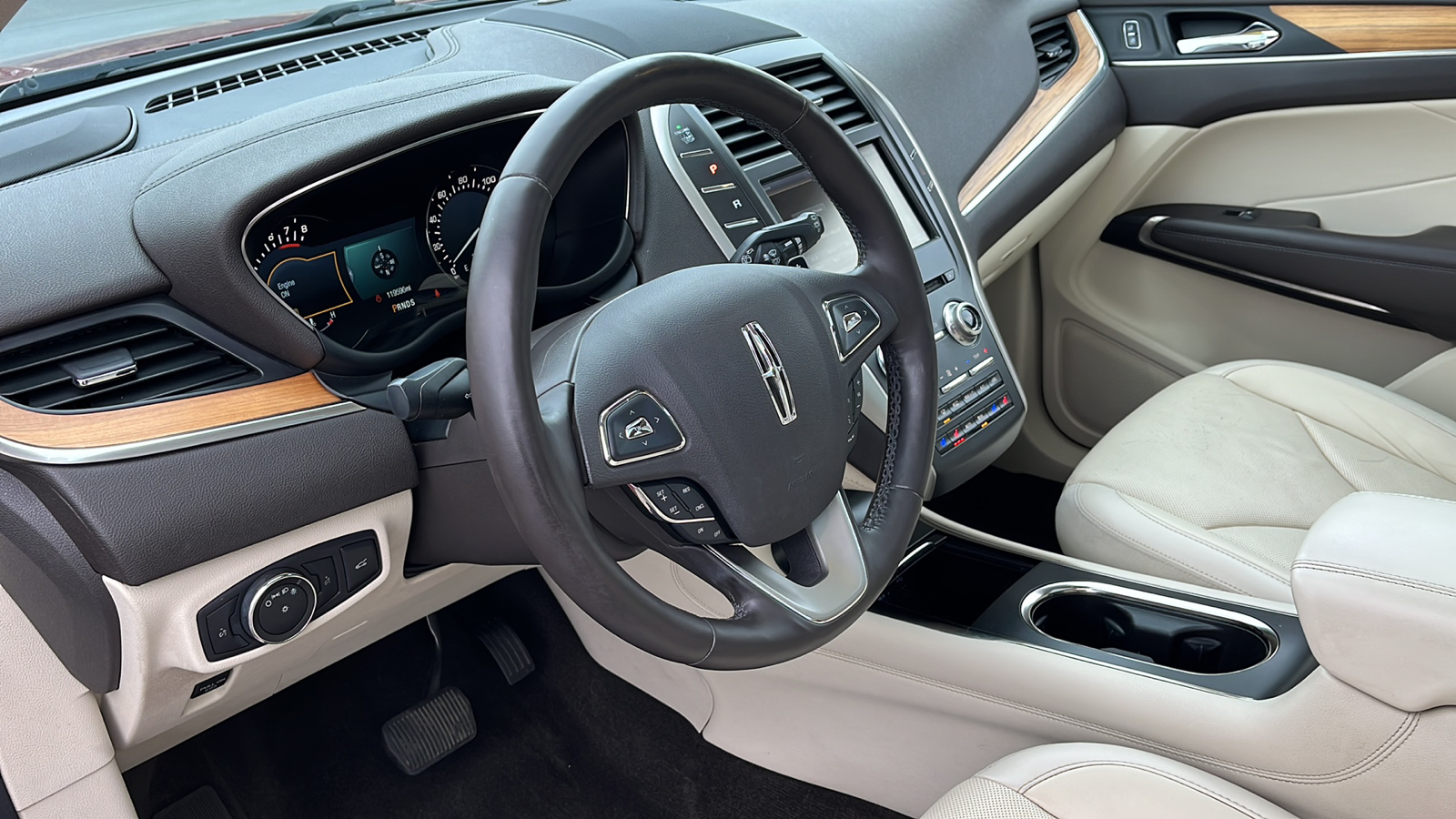 2015 Lincoln MKC Base 10