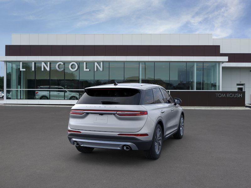 2024 Lincoln Corsair Premiere 8