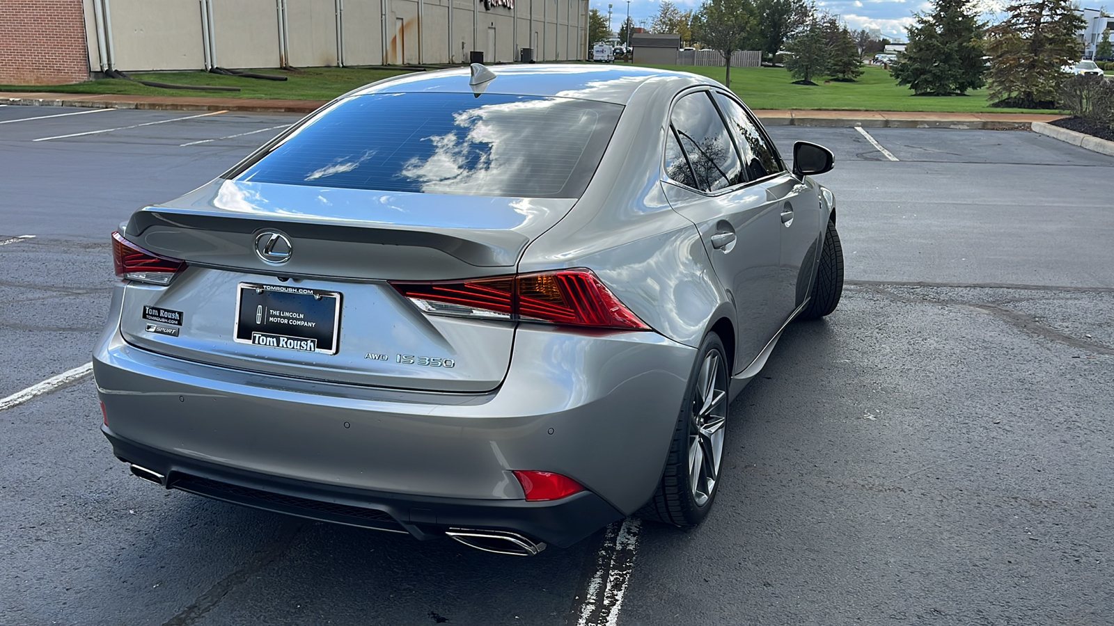 2020 Lexus IS 350 6