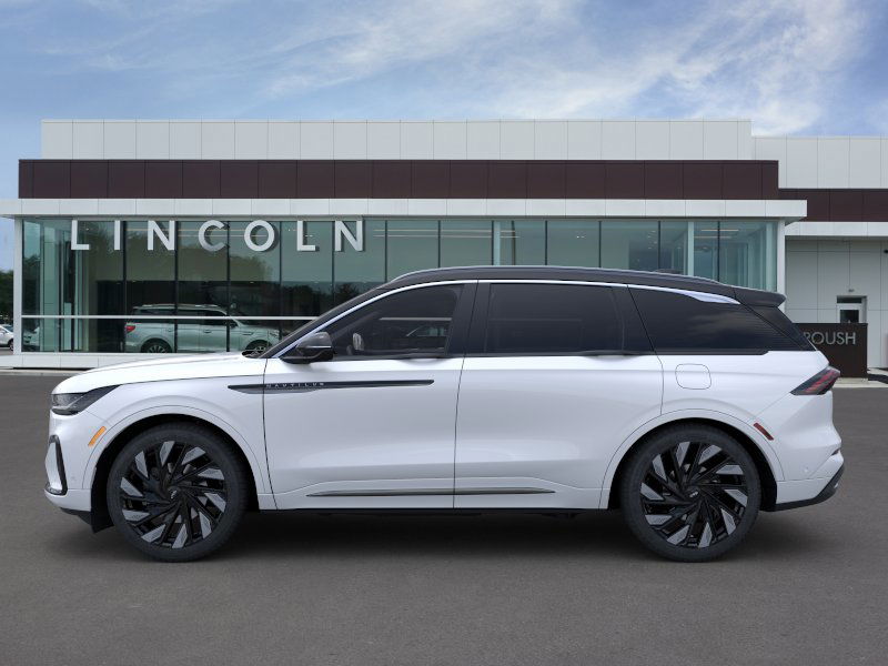 2024 Lincoln Nautilus Black Label 3