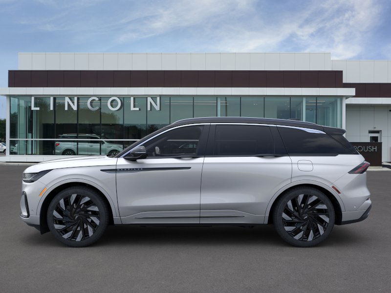 2024 Lincoln Nautilus Black Label 3