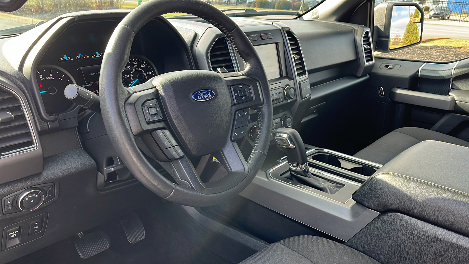 2019 Ford F-150 XLT 10