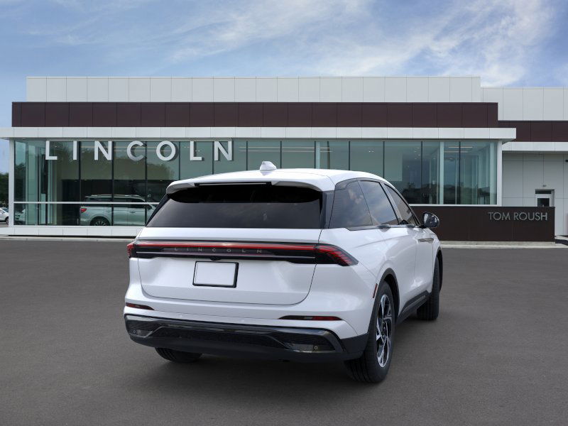 2025 Lincoln Nautilus Premiere 8