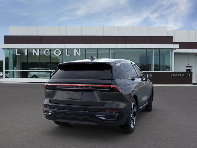 2025 Lincoln Nautilus Premiere 8