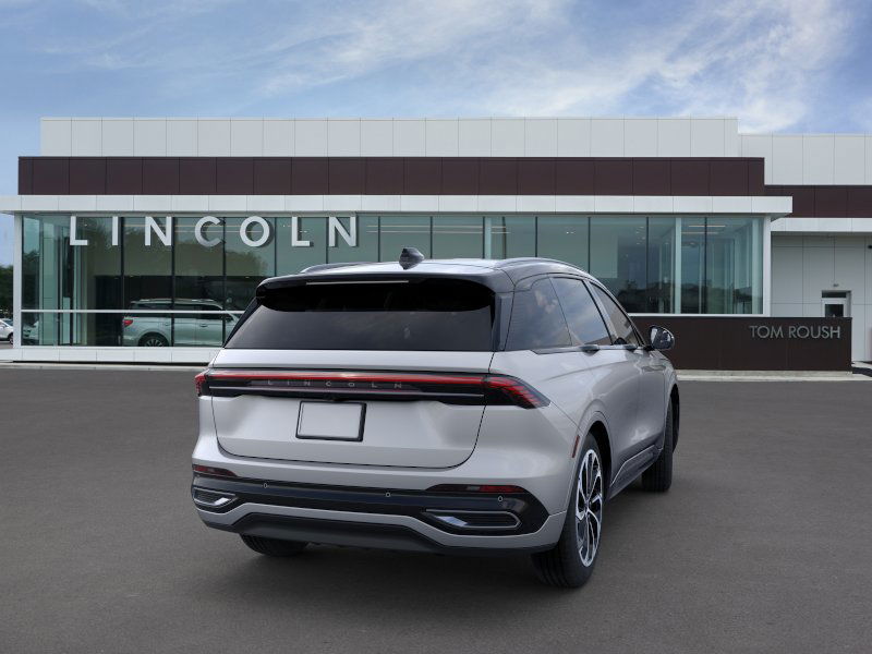 2025 Lincoln Nautilus Reserve 8