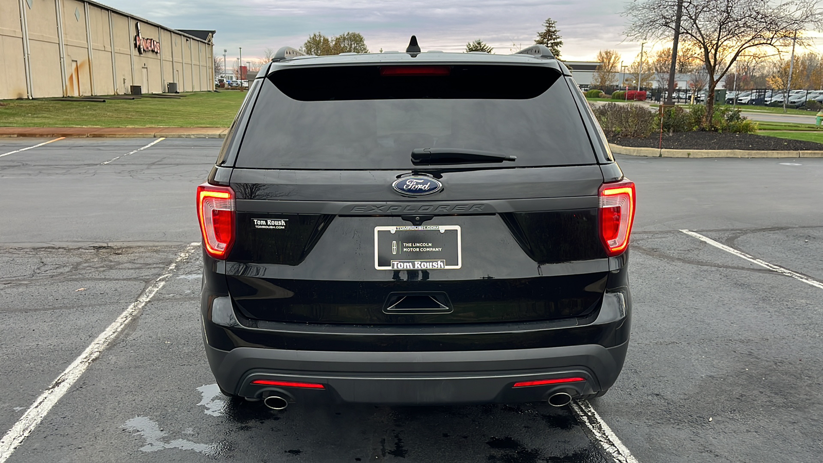 2017 Ford Explorer Base 5