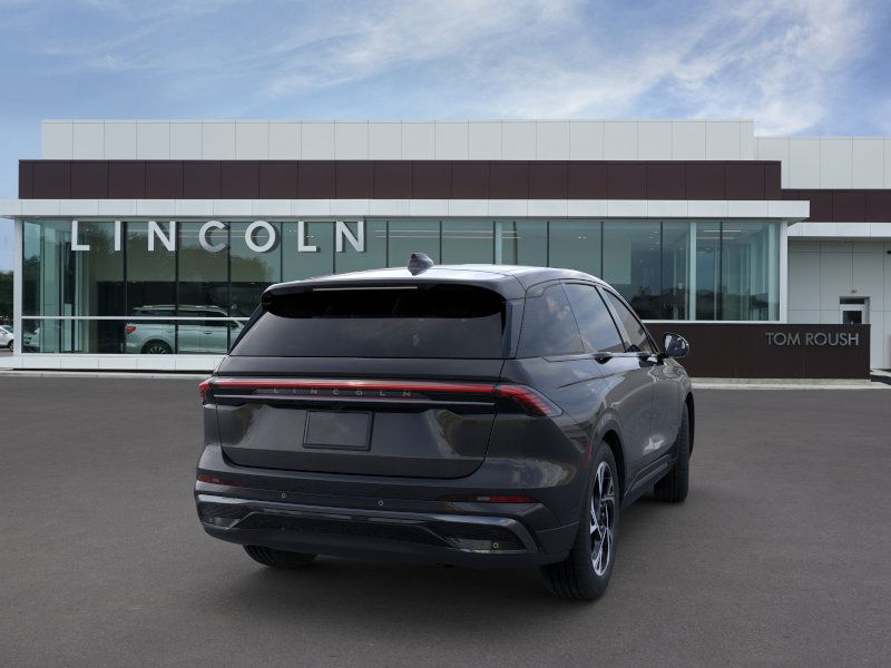 2025 Lincoln Nautilus Premiere 8