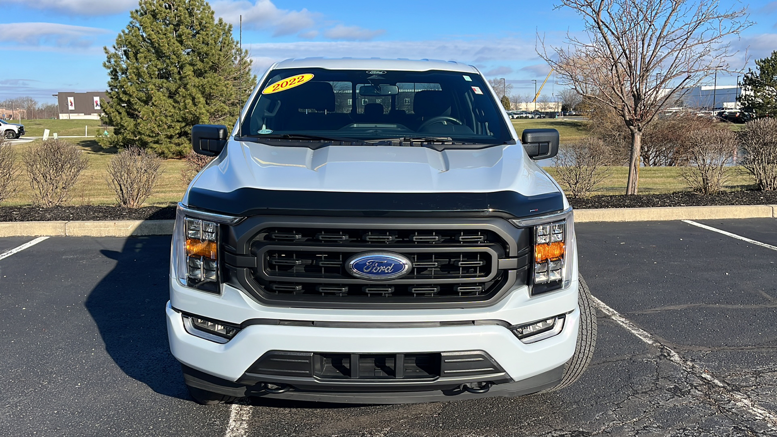 2022 Ford F-150 XLT 2