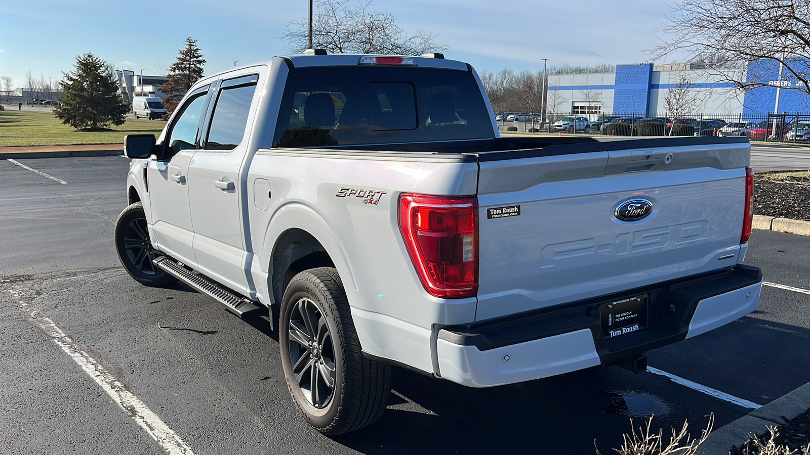 2022 Ford F-150 XLT 4