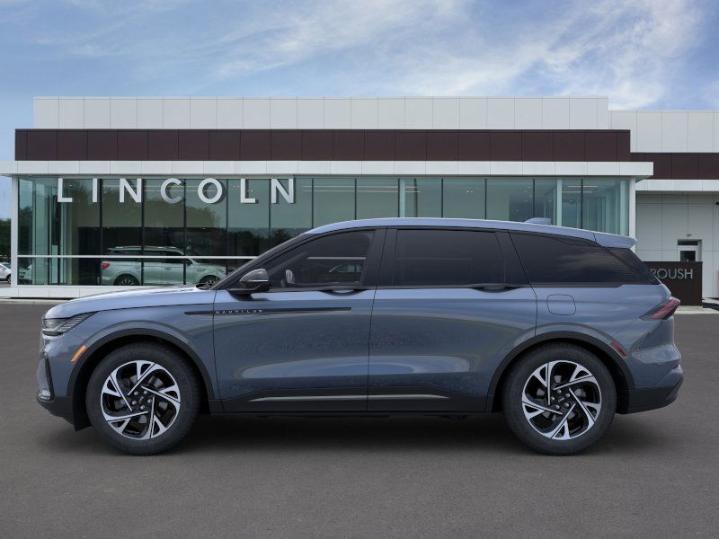 2025 Lincoln Nautilus Premiere 3