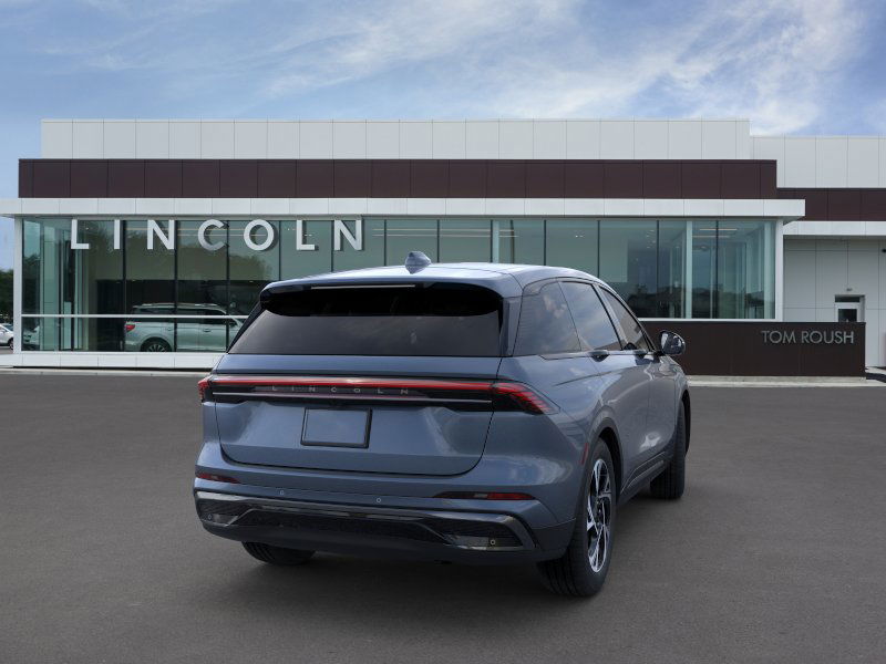 2025 Lincoln Nautilus Premiere 8