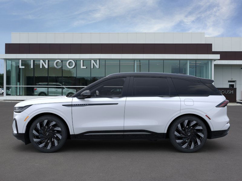 2025 Lincoln Nautilus Reserve 3