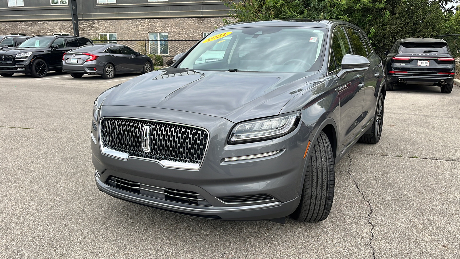 2021 Lincoln Nautilus Reserve 3