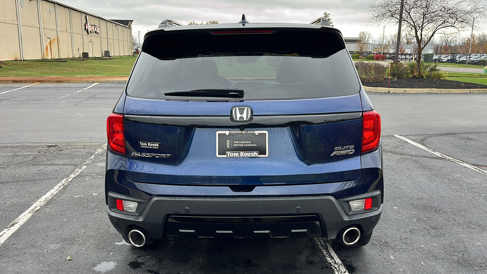 2022 Honda Passport Elite 5