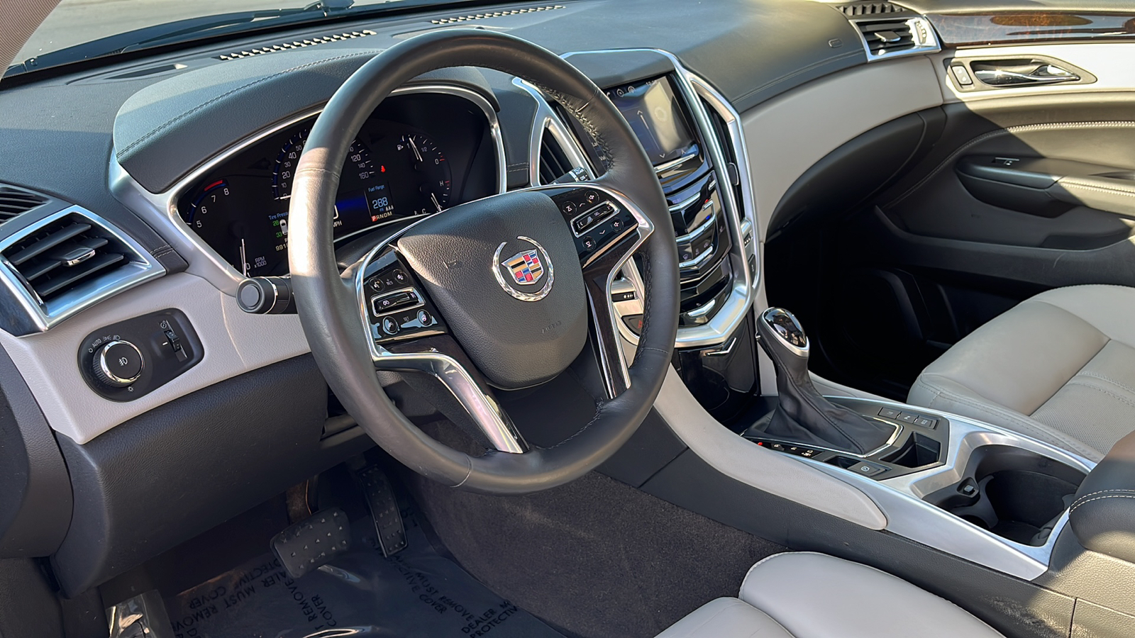 2016 Cadillac SRX Performance 11