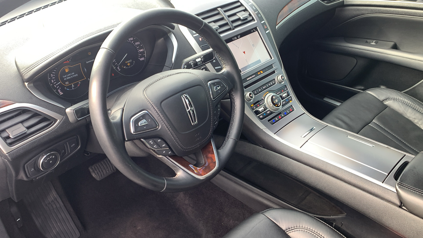 2017 Lincoln MKZ Reserve 10