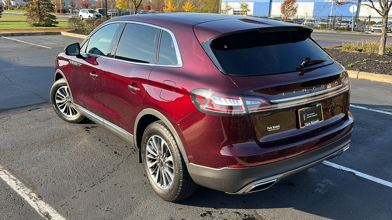 2021 Lincoln Nautilus Standard 4