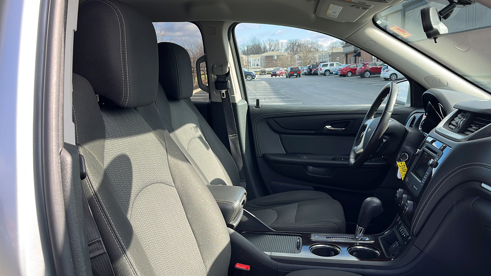 2017 Chevrolet Traverse LT 31