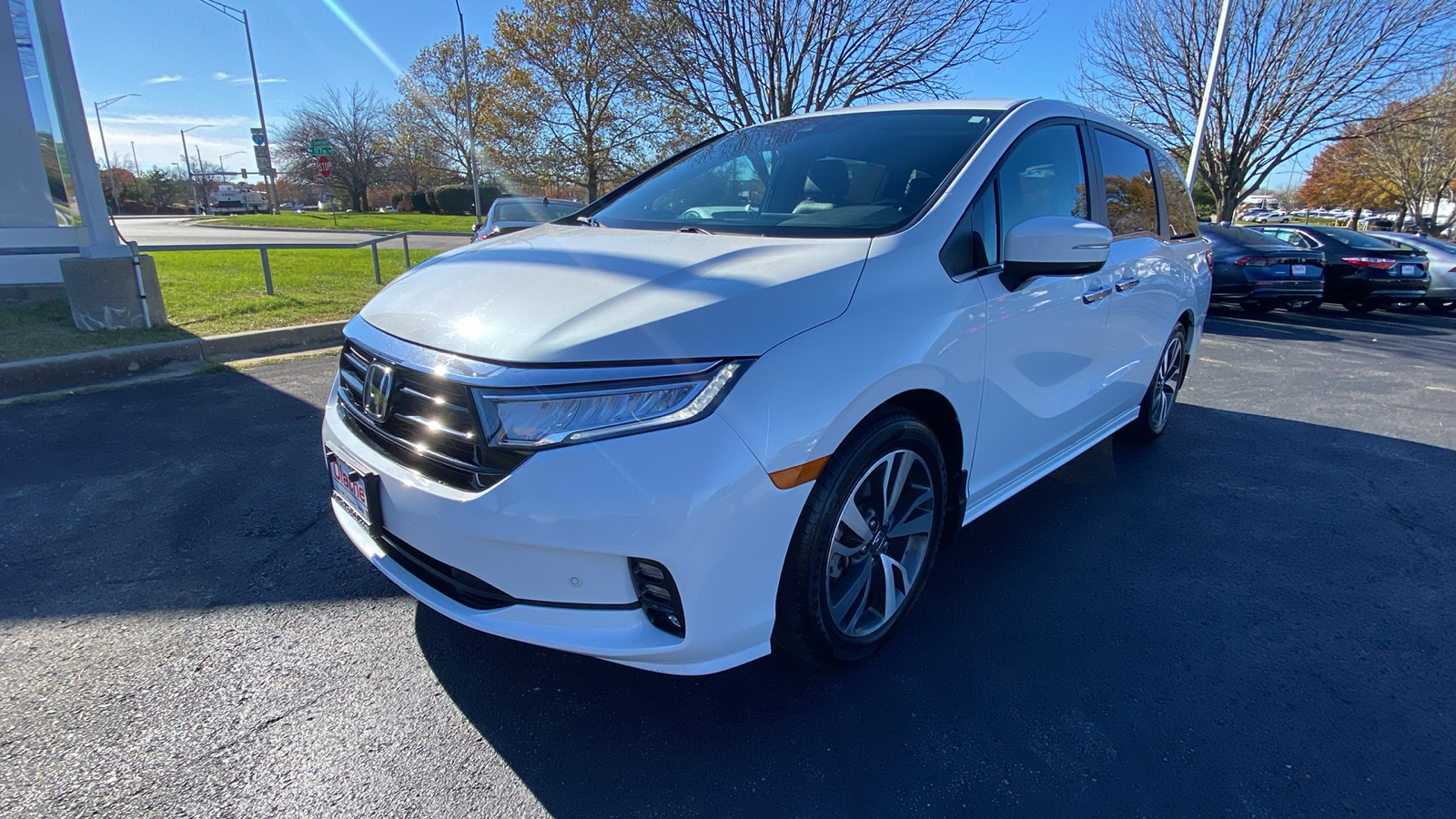 2023 Honda Odyssey Touring 1