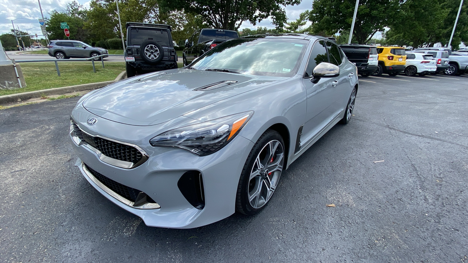 2020 Kia Stinger GT1 1