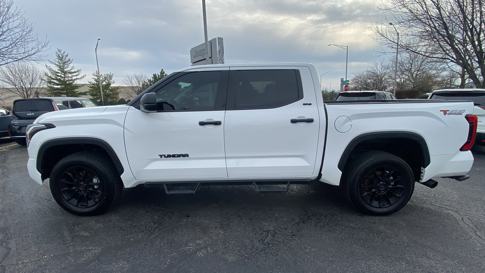 2023 Toyota Tundra SR5 8